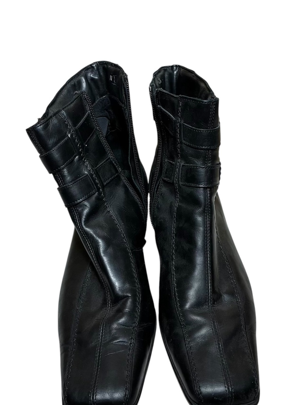 Clarks Men's Black Leather Square-Toe Zip Boots
